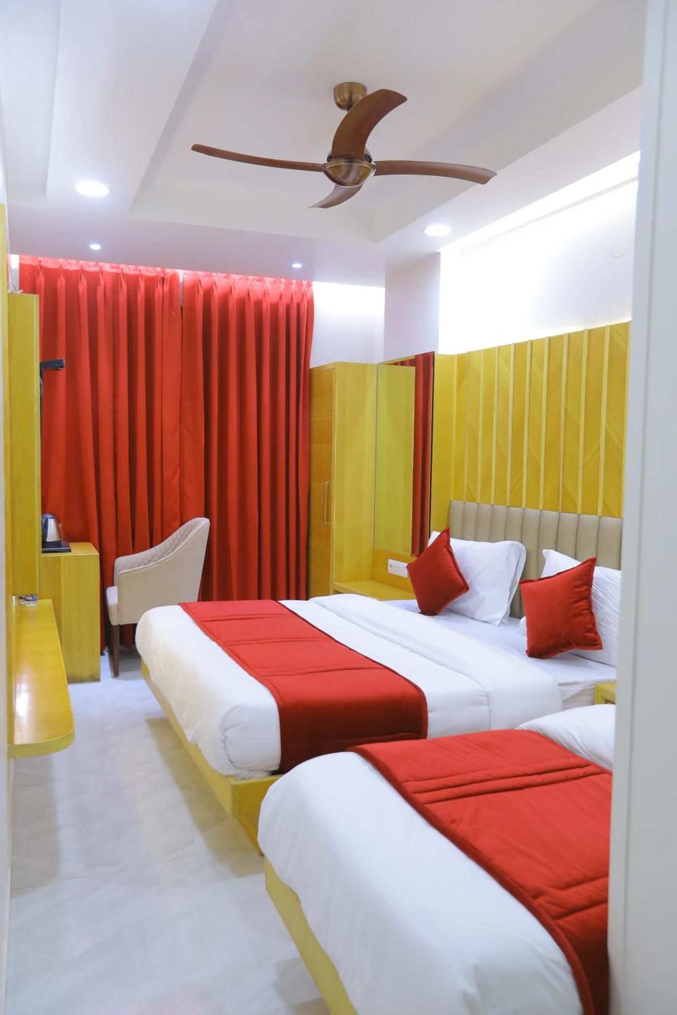 Hotel Glitz - Walk In From New Delhi Railway Station Kültér fotó