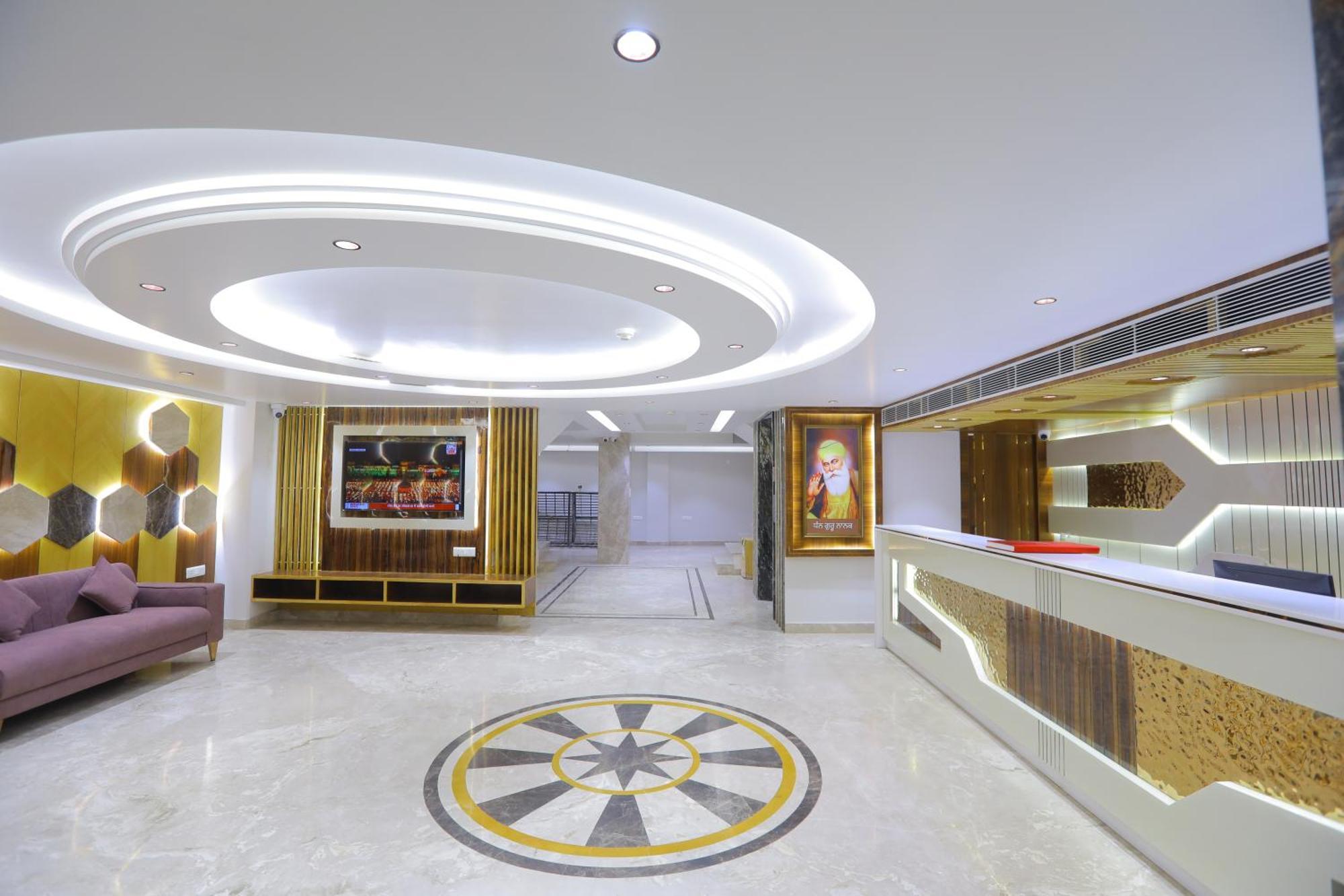Hotel Glitz - Walk In From New Delhi Railway Station Kültér fotó